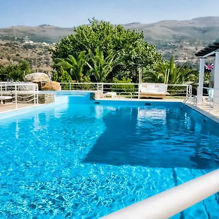 Paradise Art By Mr And Mrs White 4* Ándros