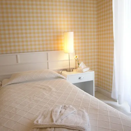 天堂艺术酒店 酒店