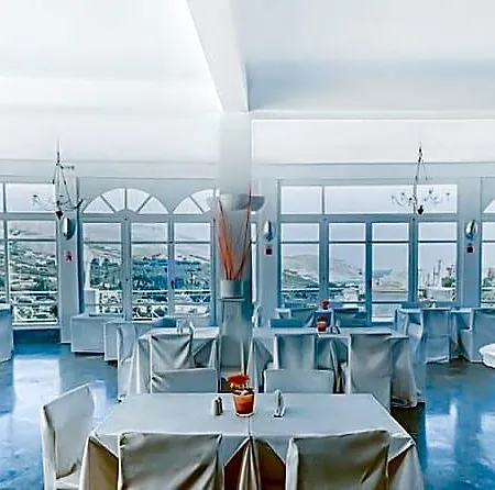 Paradise Art By Mr And Mrs White 4*