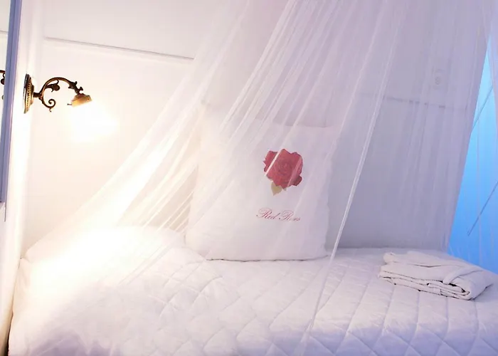 Hotel Paradise Art 4*